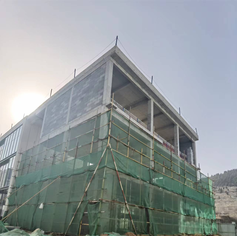 濟(jì)南華潤置業(yè)興隆片區(qū)D-2地塊建設(shè)項(xiàng)目24號(hào)樓主體結(jié)構(gòu)頂升加固工程